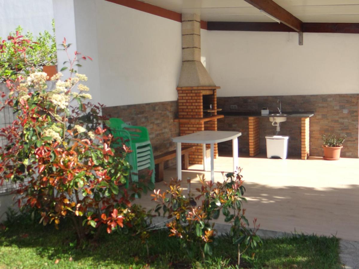 Ribeiro'S House Villa กาฟันญา ดา นาซาเร ภายนอก รูปภาพ